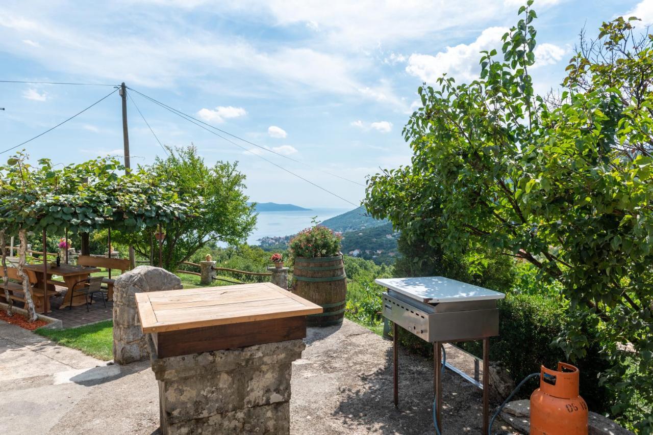 Sea View Apartment With Garden Near Opatija Veprinac ภายนอก รูปภาพ