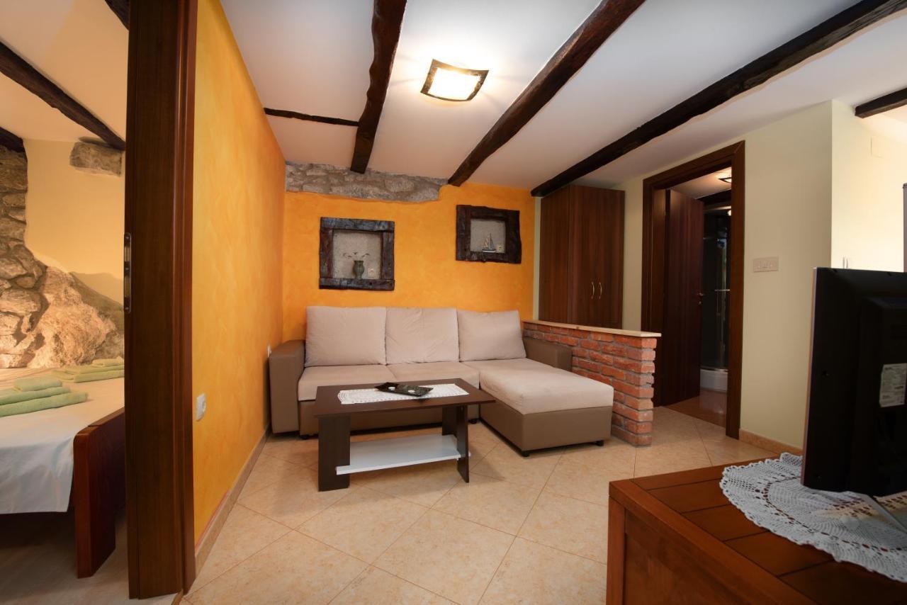 Sea View Apartment With Garden Near Opatija Veprinac ภายนอก รูปภาพ