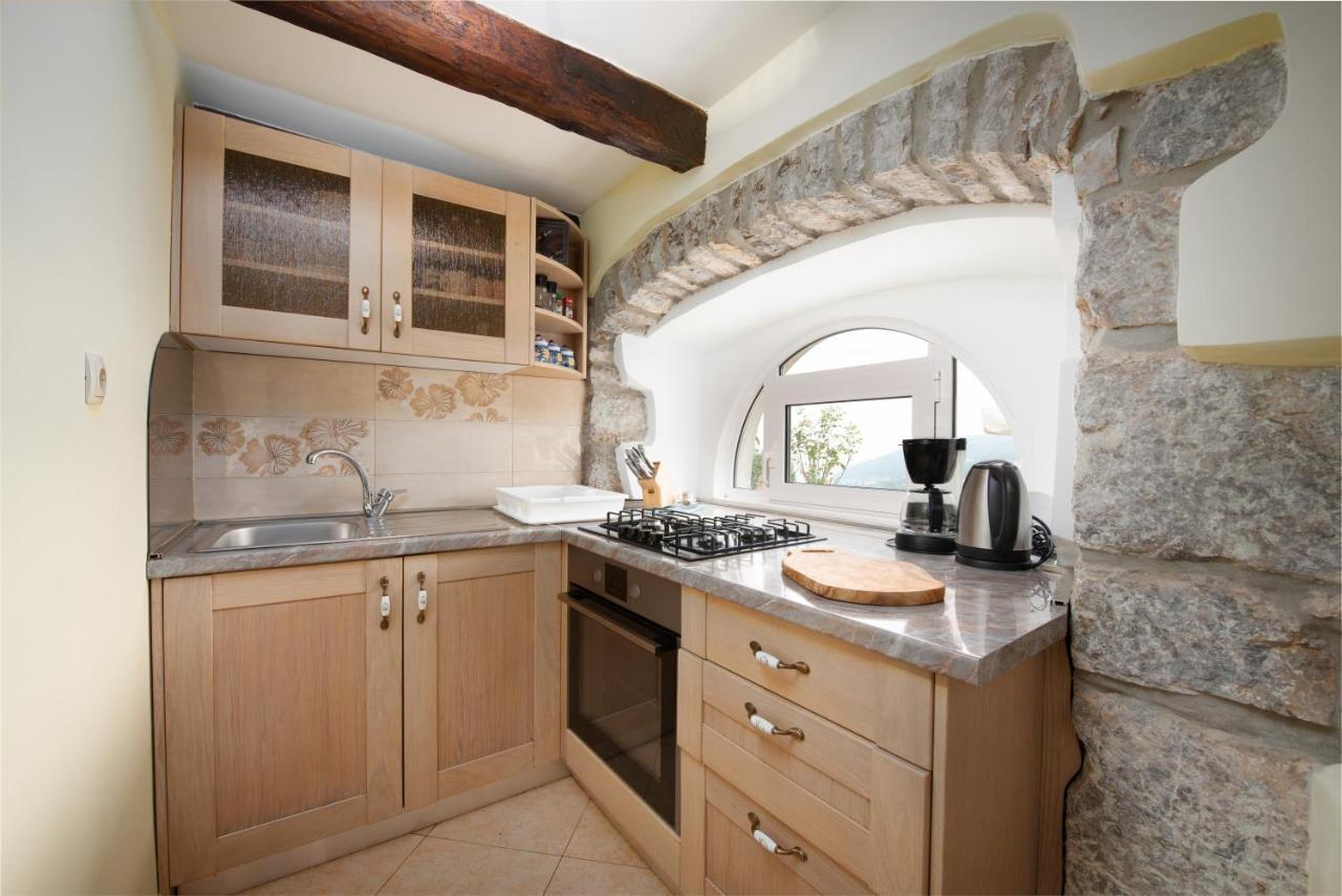 Sea View Apartment With Garden Near Opatija Veprinac ภายนอก รูปภาพ